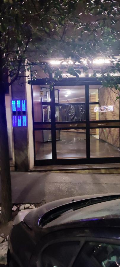 Frank Host Roma Lux , Metro A A 50 M, Simple Check-In Con Codice A Qualsiasi Orarioアパートメント エクステリア 写真